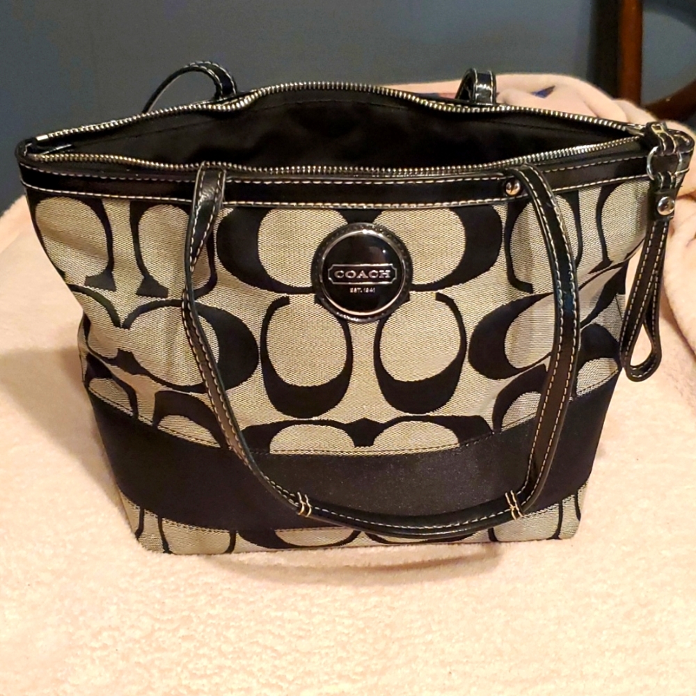 Coach Signature Stripe Tote Bag Style # 17433 EUC